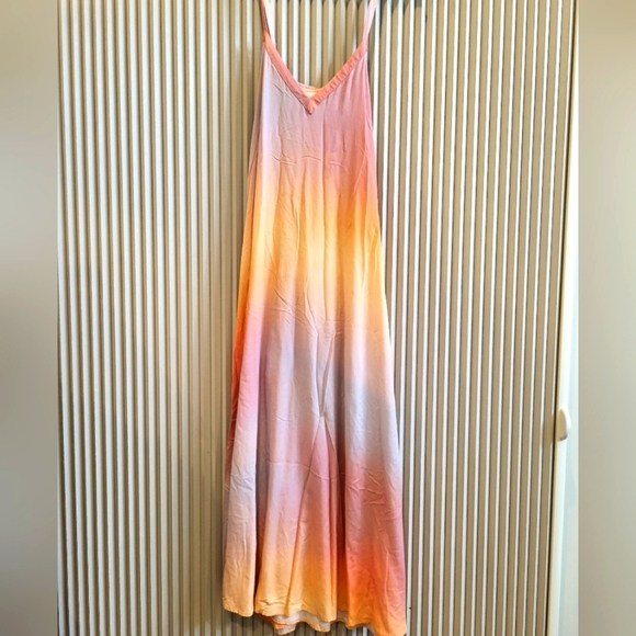 VEDA Fiesta Dress - Picture 2 of 3